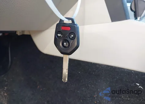 2013 Subaru Outback 2.5I из США, поврежденный, VIN 4S4BRBAC1D3252813